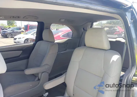 2014 Honda Odyssey Lx z USA, uszkodzony, nr VIN 5FNRL5H25EB118703